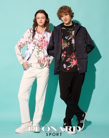 LEONARD　花柄カジュアルパンツ ホワイトグレー　38 LEONARD 花柄カジュアルパンツ ホワイトグレ 38 LEONARDレオナール