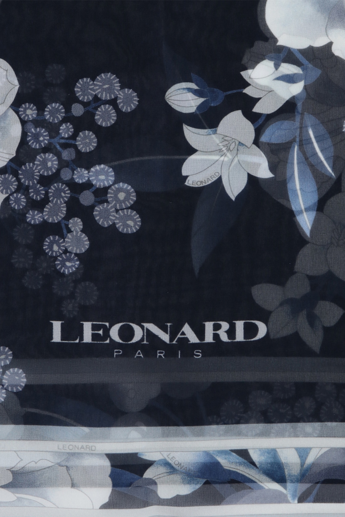 レオナールParisアンサンブル LEONARD PARISカーディガン