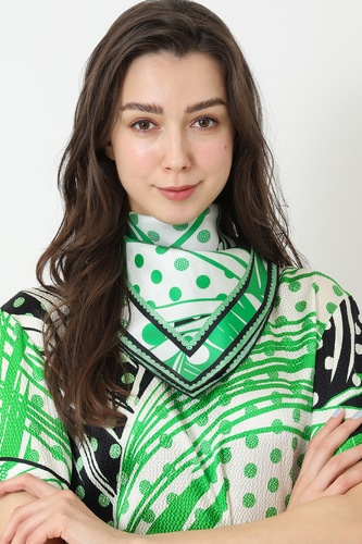 JS インポート　スカーフ